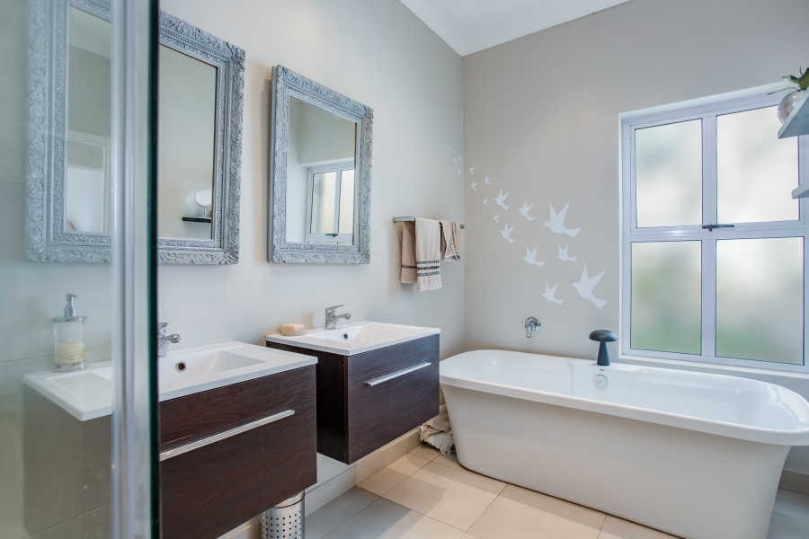 3 Bedroom Property for Sale in Val De Vie Estate Western Cape